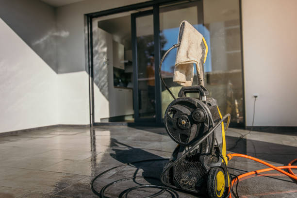 Best Animal Enclosure Cleaning  in Pembroke Park, FL